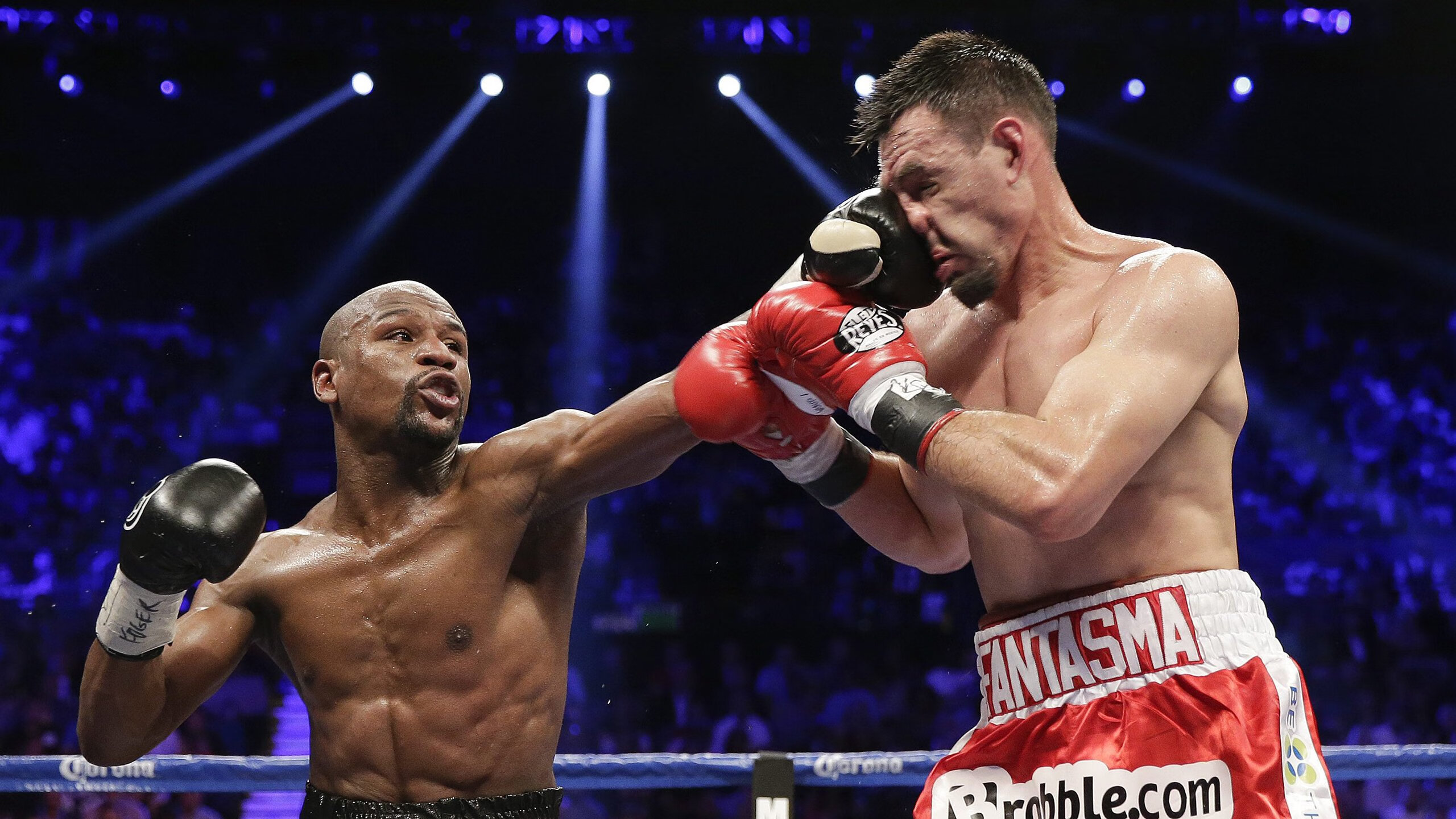 哈兰德持续火热，英超攻城拔寨，已破纪录数次，哈兰德联赛进球